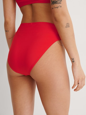 NA-KD Bikini Bottoms in Red