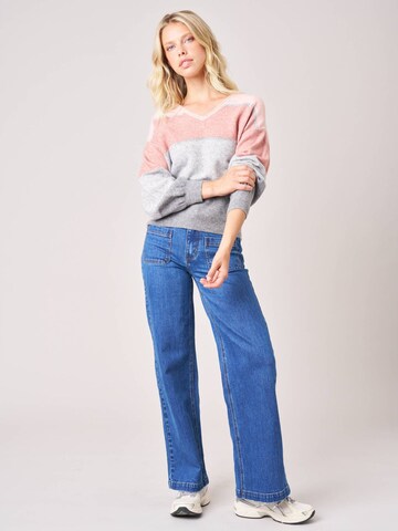Deeluxe Sweater in Pink
