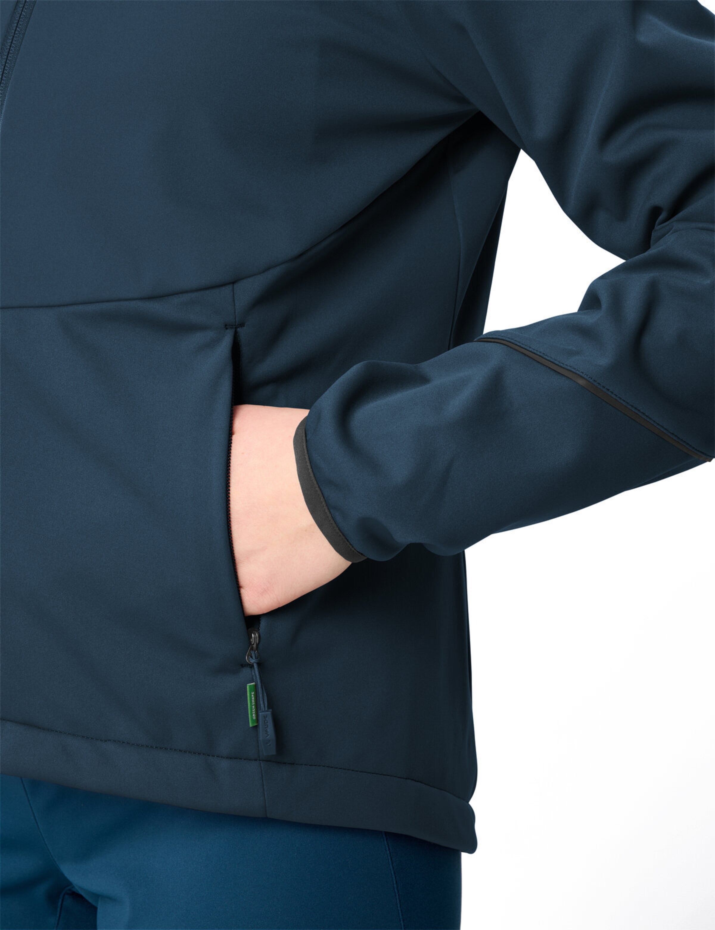 VAUDE Sports jacket 'Wintry V' in Blue
