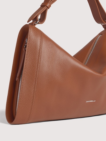 Borsa a mano 'ELINOR 2' di Coccinelle in marrone