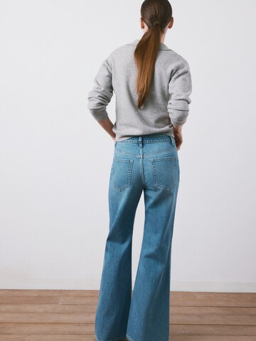 MANGO Flared Jeans 'THEITA' in Blue