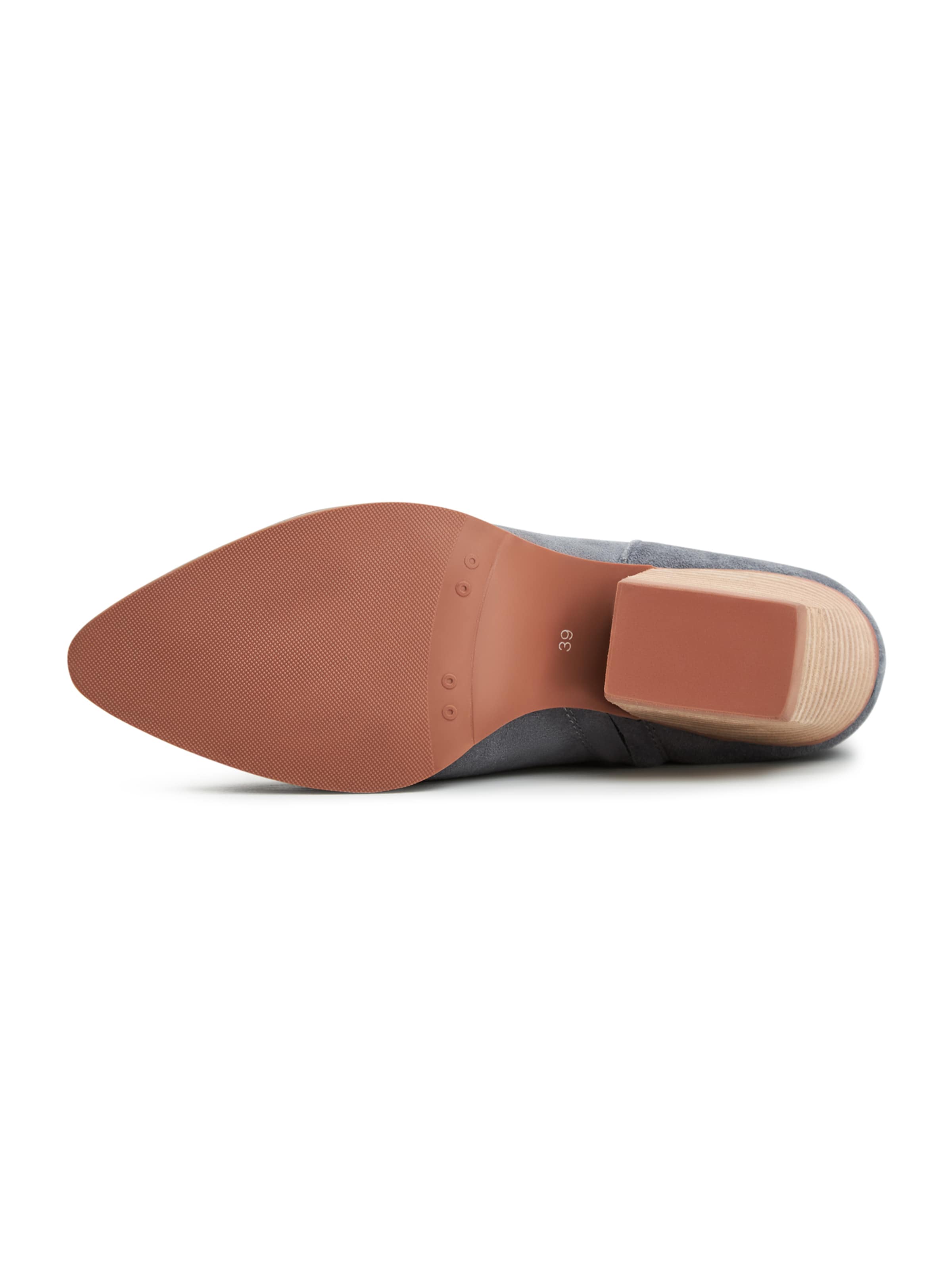 CESARE GASPARI Boots in Grey