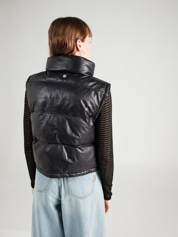 Gilet 'Nelli' di Gipsy in nero