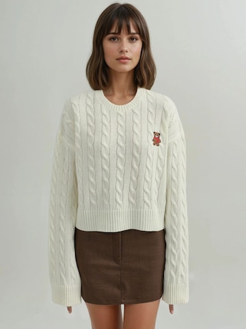 Hiccup Pullover in Beige