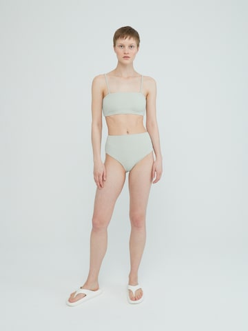 EDITED Bustier Bikinitop 'Caio' in Grün