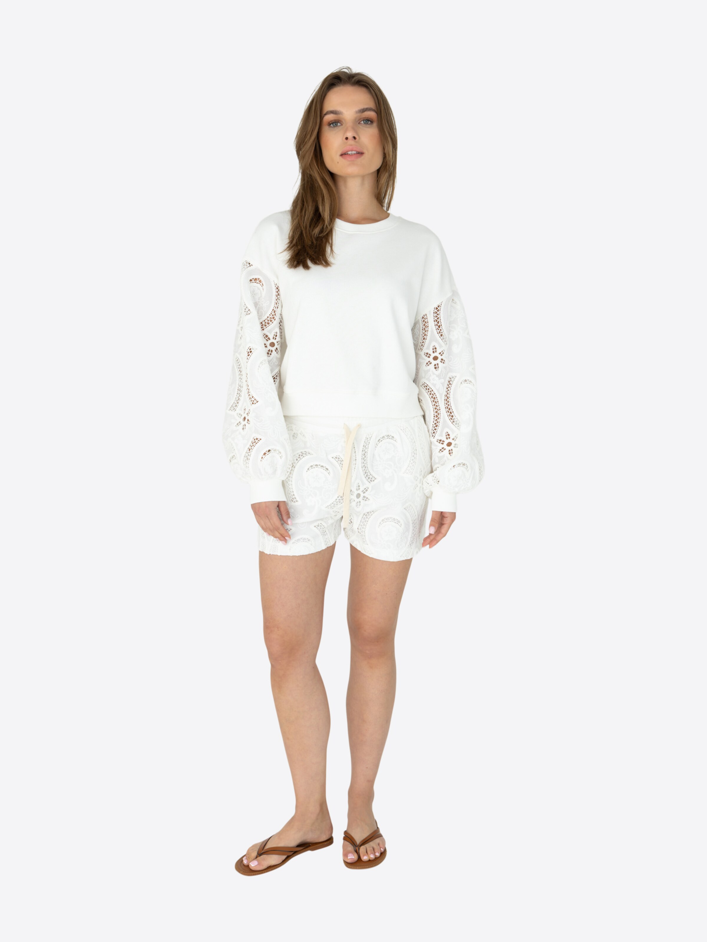 MSCW Sweatshirt 'Lacie'‌‌‌ in Weiß