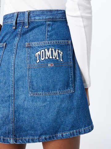 Tommy Jeans Пола в синьо