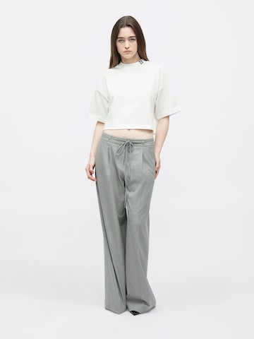 HUGO - Camiseta 'Damelody' en blanco