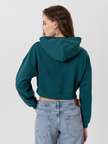 Jacey Quinn Sweatshirt 'Helga' in Grün