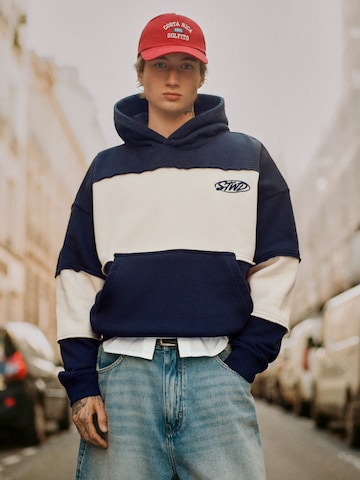 Pull&Bear Tréning póló 'STWD COMMUNITY EAST' - kék: elől