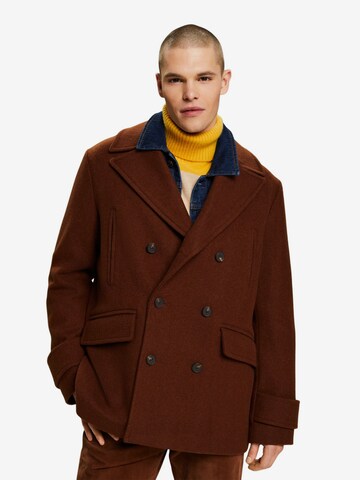 Manteau d’hiver ESPRIT en marron : devant