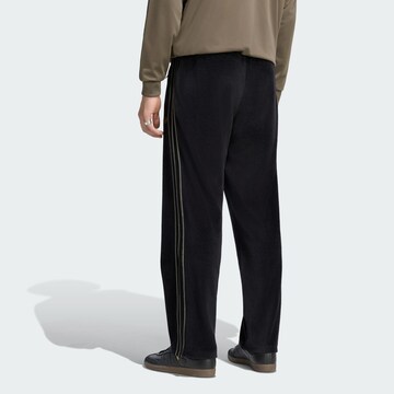 ADIDAS ORIGINALSregular Hlače 'Firebird' - crna boja