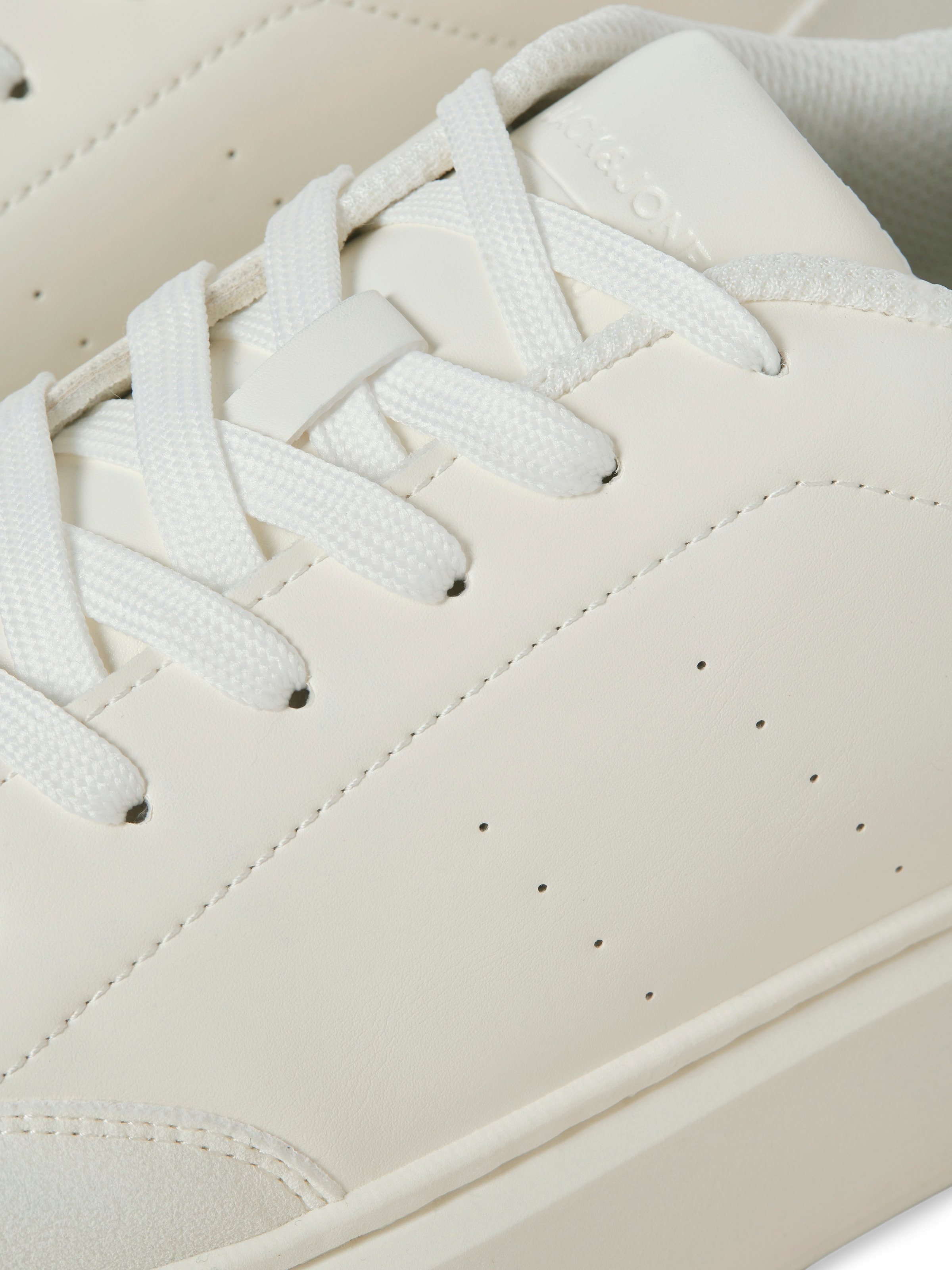 Sneaker low 'JFWaspire Court' de la JACK & JONES pe alb