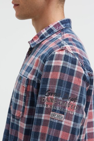 CAMP DAVID Regular Fit Karohemd mit Logo Artworks in Rot