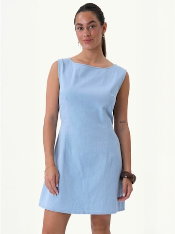 ITS MAY - Vestido ' Laura ' em azul: frente