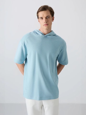 Tommy Life - Camisa em azul: frente