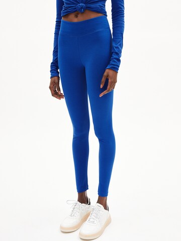 ARMEDANGELS Skinny Leggings 'FARIBAA' in Blau