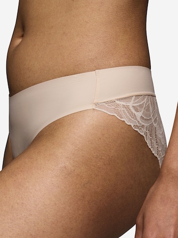 TRIUMPH Tai-Slip ' Red Label Body Make-Up Illusion Lace ' in Beige