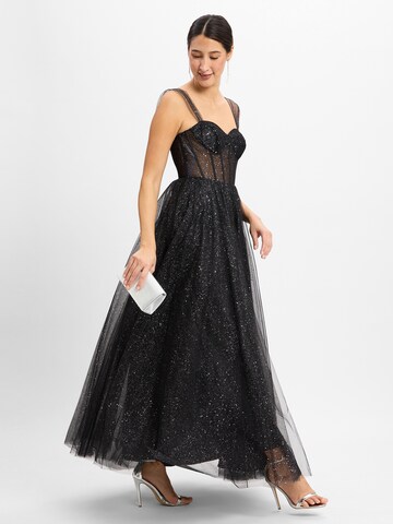HEY KYLA Evening dress in Black