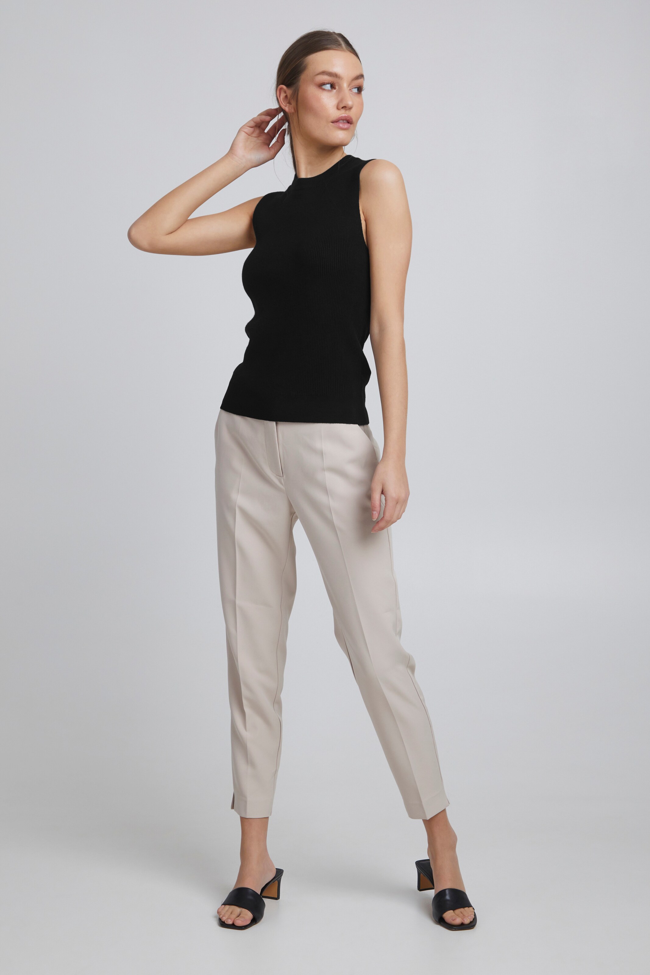 Frauen Pullover & Strick ICHI Pullunder 'IHMARSHA' in Schwarz - WX22399 Frauen Pullover & Strick ICHI Pullunder 'IHMARSHA' in Schwarz - WX22399
