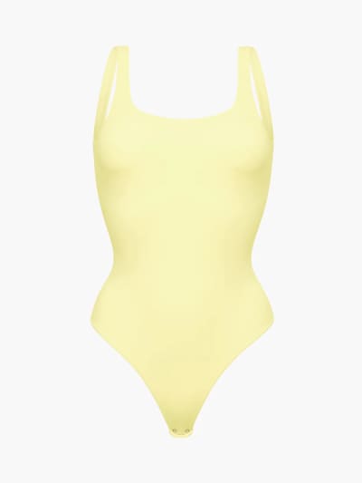 Body modellante 'Low Back - Body' in XS cfab (formerly creamy fabrics) di colore giallo chiaro, Visualizzazione prodotti