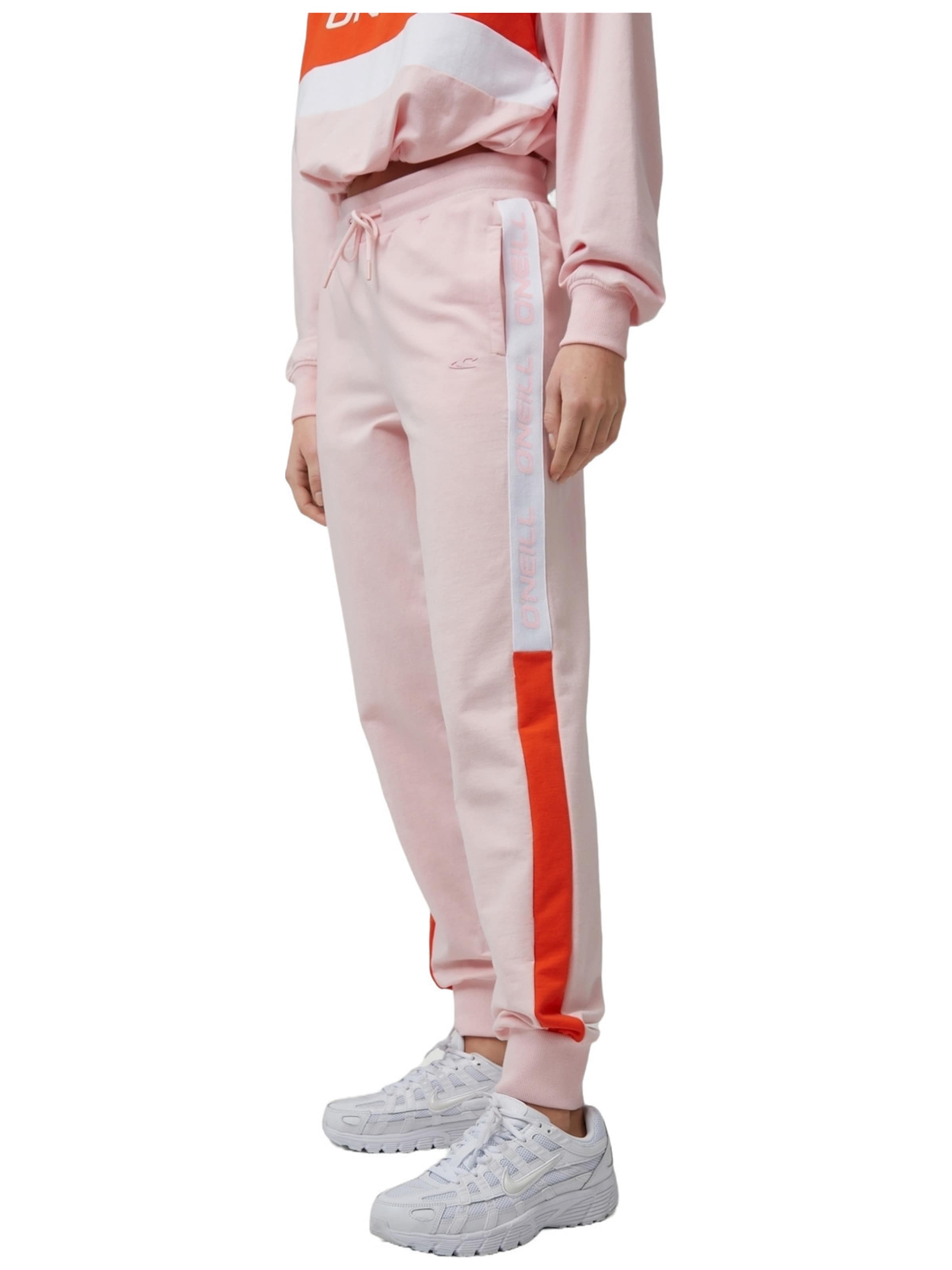 O'NEILL - regular Pantalón deportivo 'O'Neill Athleisure' en rosa