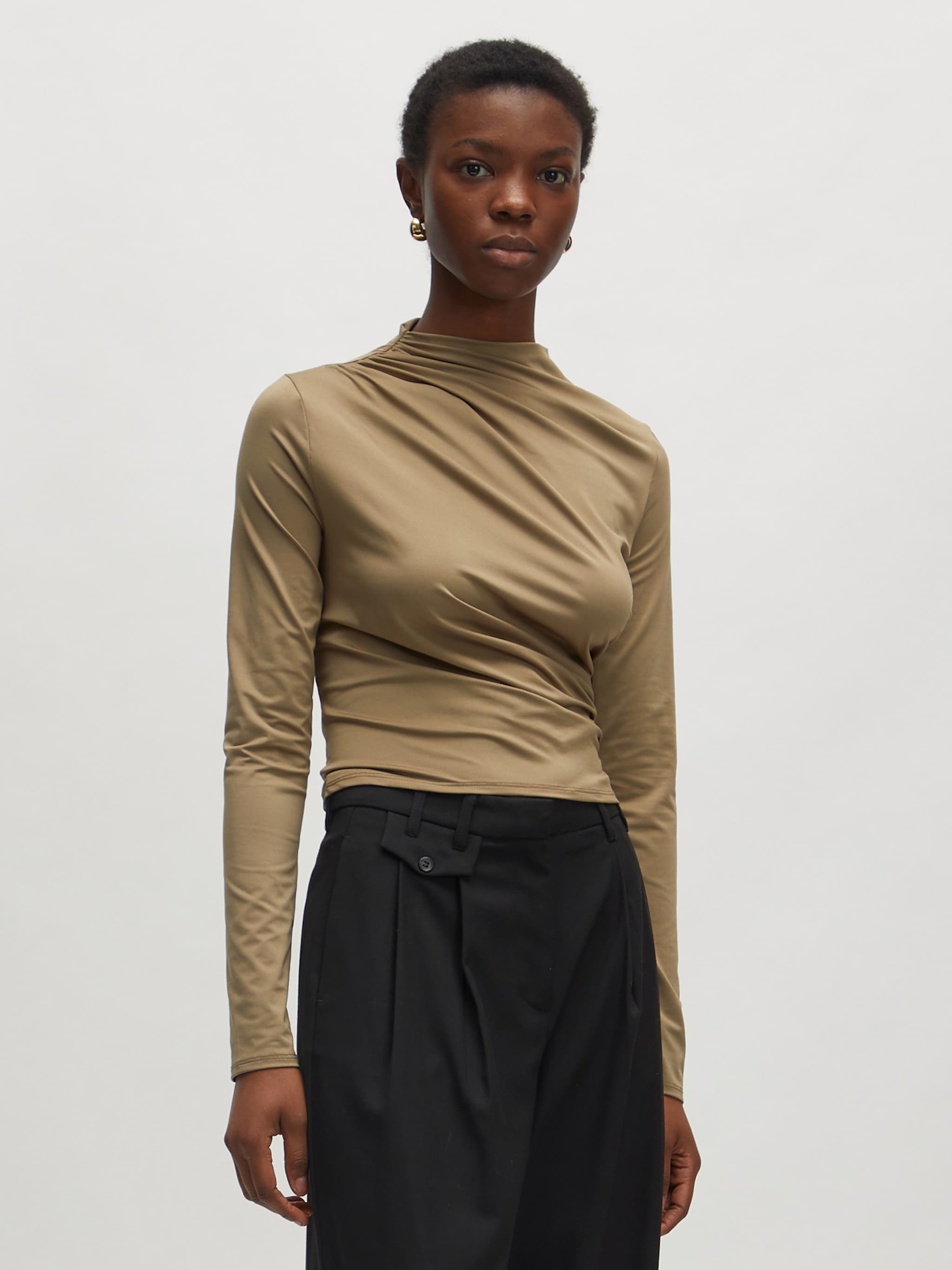 EDITED Produkte Shirt 'Omara' braun