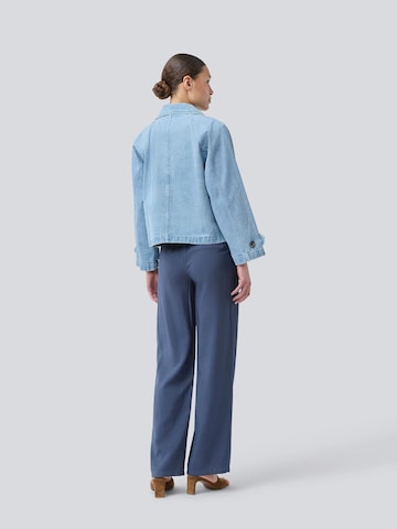 Veste mi-saison 'Nimel' modström en bleu
