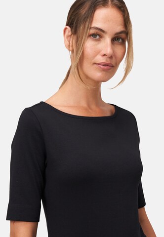 zero Shirt in Schwarz