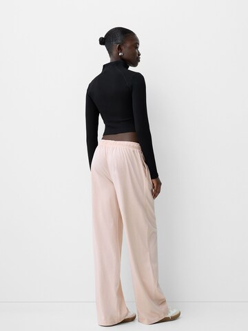 Wide leg Pantaloni de la Bershka pe roz