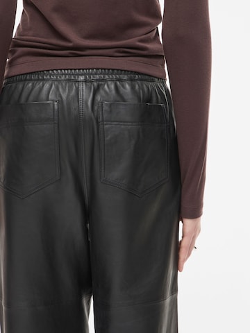 ROUGE EDIT Wide leg Broek in Zwart