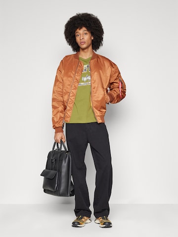 ALPHA INDUSTRIES Póló 'College' - zöld