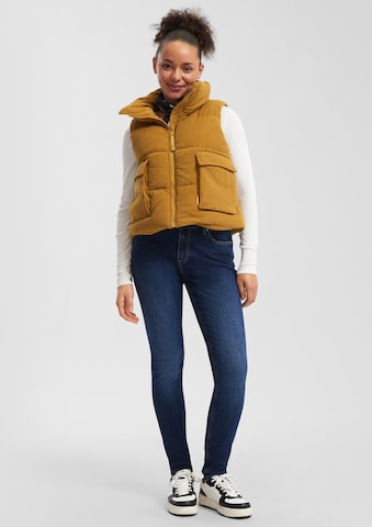 QS Bodywarmer in Geel