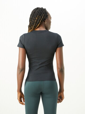 T-shirt fonctionnel 'ONE' NIKE en noir