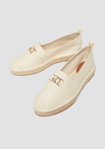 s.Oliver Slip-ons in Beige