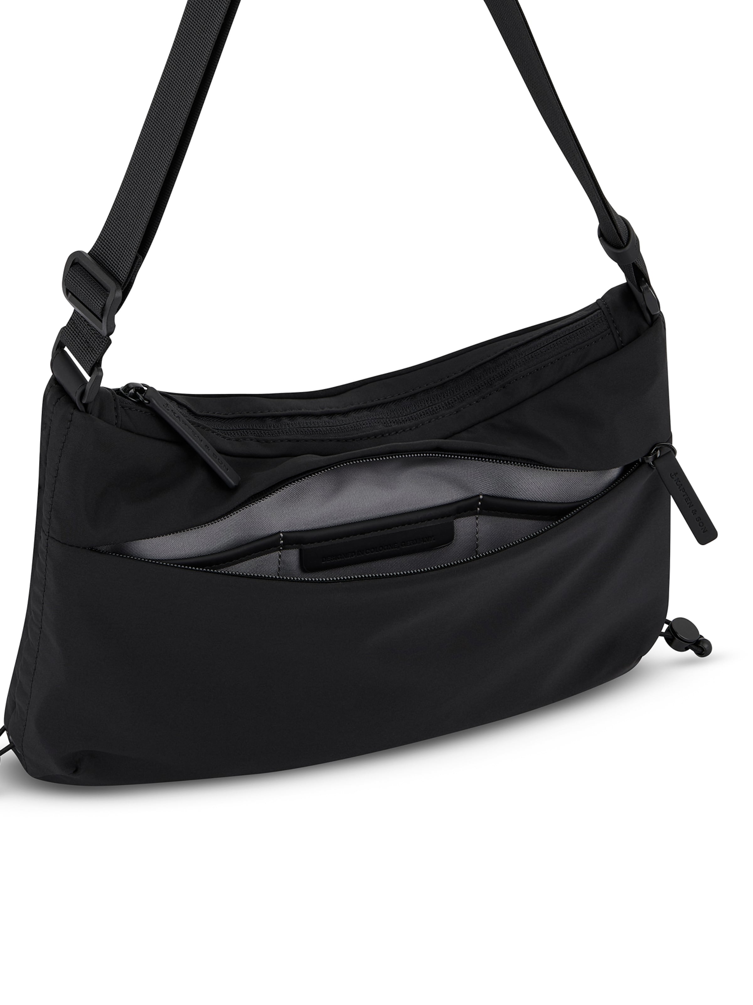 Kapten & Son Axelremsväska 'Skara Small' i svart