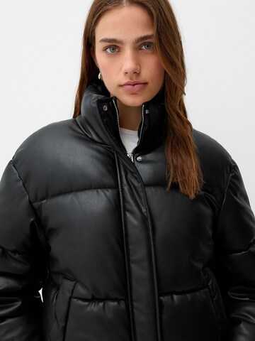 Bershka Jacke in Schwarz