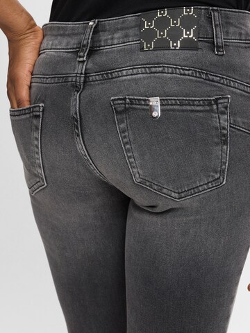 Regular Jean Liu Jo en noir