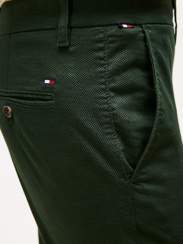 TOMMY HILFIGER Slim fit Trousers in Green