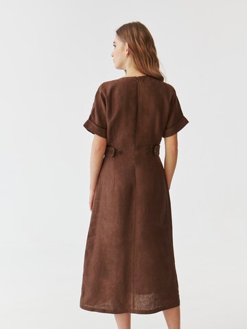 TATUUM - Vestido 'Zerkina' en marrón