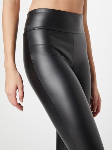 River Island Skinny Legíny - Čierna