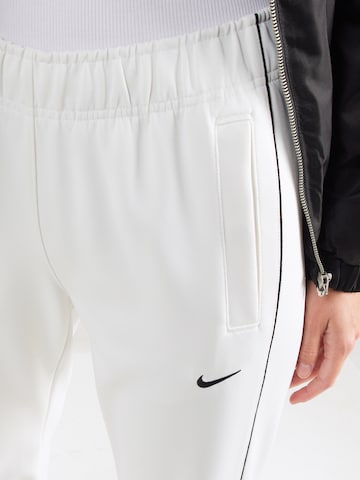 Nike Sportswear Разкроени Панталон в бежово