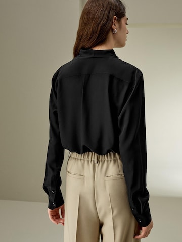 Lilysilk - Blusa en negro