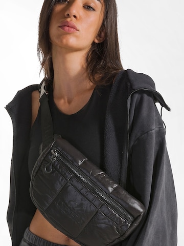 DEHA Belt bag in Black