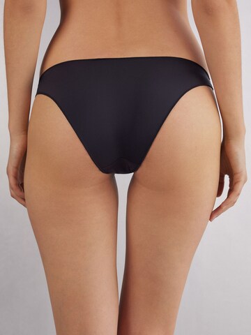 INTIMISSIMI Slip in Schwarz