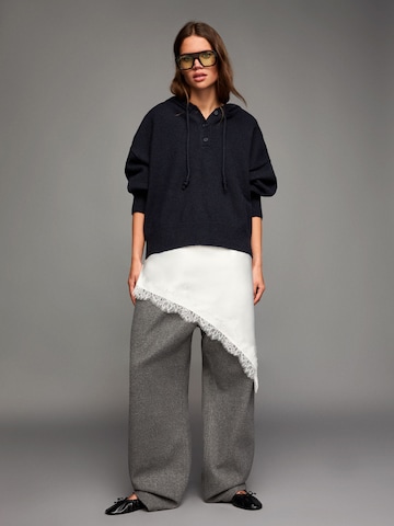 Bershka Sweater in Blue