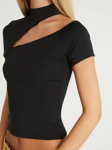 millane - Camiseta 'Hermine' en negro