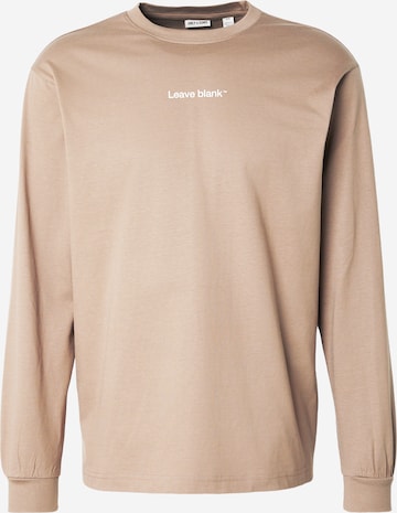 Only & Sons - Camiseta 'ONSFRED' en marrón: frente