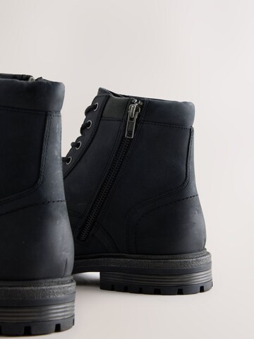 Boots stringati di Next in nero