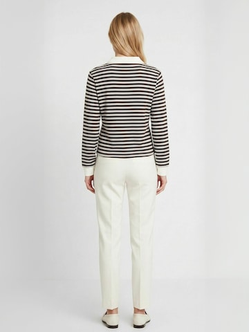Opal Studio Top ' Freja ' in White